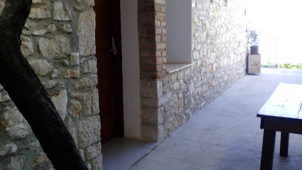 Stone House Otel Himarë Dış mekan fotoğraf